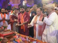 भारतीय जनता पार्टीचे राष्ट्रीय अध्यक्ष मा.श्री. जे.पी. नड्डा जी यांनी आज आपल्या श्री साई मित्र मंडळाला भेट दिली. यावेळी मा. नड्डा जी यांनी प्रभू श्रीरामांच्या मुर्तीचं पूजन करत गणरायाची आरतीही केली