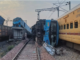 “फतेहगढ साहिब अपघात : सरहिंद रेल्वे स्थानकापासून काही अंतरावर दोन गाड्यांची धडक, आरडाओरडा झाला; दोन लोको पायलट जखमी.”