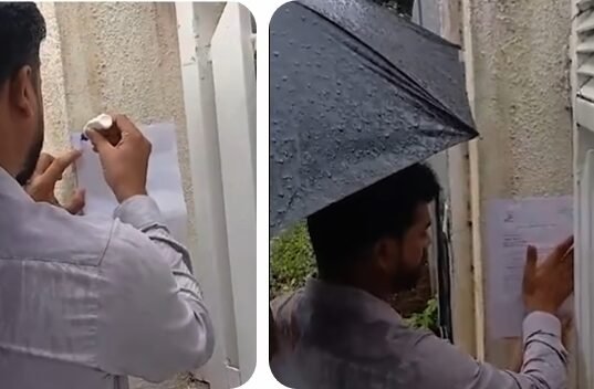 पुणे महानगरपालिकेने आयएएस अधिकारी पूजाच्या आईला फुटपाथवरील अतिक्रमण हटवण्याचा आदेश दिला