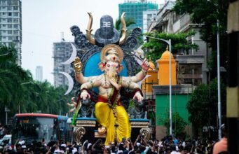 गणेशोत्सवात विजेच्या तारा आणि ग्रीडपासून सुरक्षित अंतर राखा – महावितरणची नागरिकांना सूचना.