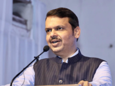 “देवेंद्र फडणवीसांनी महायुतीच्या मुख्यमंत्री पदाच्या उमेदवाराबद्दल दिला इशारा”