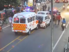 केरळचे मुख्यमंत्री पिनराई विजयन यांच्या ताफ्याचा भीषण अपघात; स्कूटर चालवणाऱ्याला वाचवताना सहा गाड्यांची टक्कर.