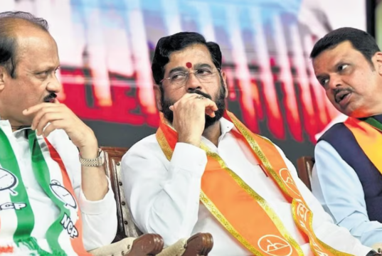 महाराष्ट्र विधानसभा निवडणूक २०२४: ‘महालयुती’ला स्पष्ट बहुमताचा अंदाज, मविआसाठी आव्हानात्मक परिस्थिती – एक्झिट पोल अंदाज.