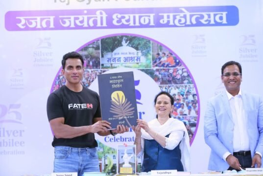 तेजज्ञान फाउंडेशनचा रौप्य जयंती महोत्सव उत्साहात साजरा; अभिनेता सोनू सूद यांनी दिला ध्यानाचा संदेश