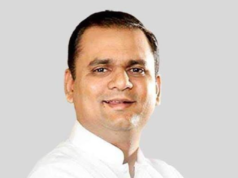 १५व्या महाराष्ट्र विधानसभेच्या अध्यक्षपदी भाजपचे राहुल नार्वेकर बिनविरोध निवडले.