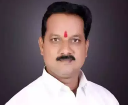 शिक्रापूर येथे शिवसेना शिंदे गटाचे दत्तात्रय गिलबिले यांची निर्घृण हत्या; परिसरात खळबळ.
