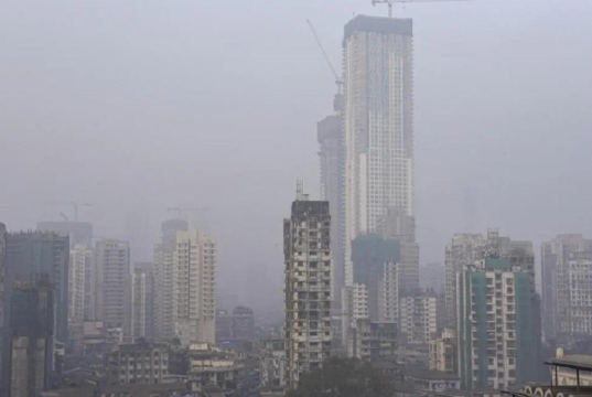 मुंबईत उन्हाचा चटका वाढला! वाऱ्याचा अभाव आणि प्रदूषणामुळे हवामानाचा अंदाज बदलता