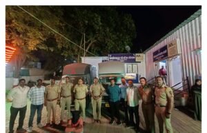 काळेपडळ पोलीस व अन्न व औषध प्रशासन विभागाची मोठी कारवाई – ७६ लाखांहून अधिक किमतीचा गुटखा जप्त!