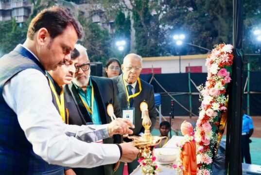 स्व. हशु अडवाणी यांच्या जन्मशताब्दीनिमित्त मुख्यमंत्री देवेंद्र फडणवीस यांची विशेष उपस्थिती!