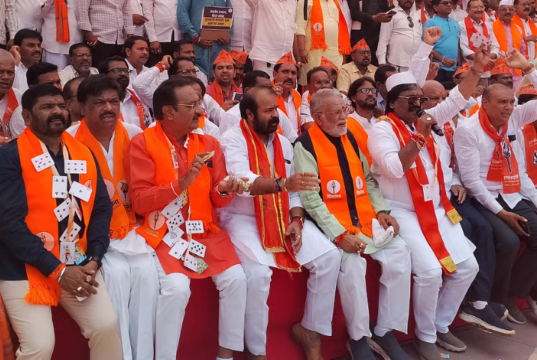 शिवसेना (उद्धव बाळासाहेब ठाकरे) च्या ‘जनआक्रोश’ मोर्च्याने छत्रपती संभाजीनगरात सरकारवर दंड ठोकला; विवादित मंत्र्यांच्या बर्खास्तीची मागणी.